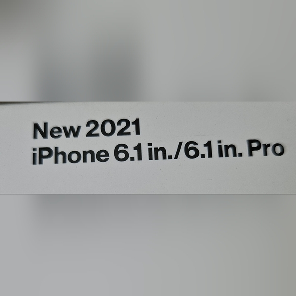 iPhone 13 Blue Light Protector - Picture 2 of 3